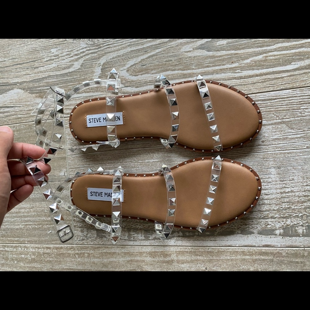 NWOT Steve Madden Travel Sandals